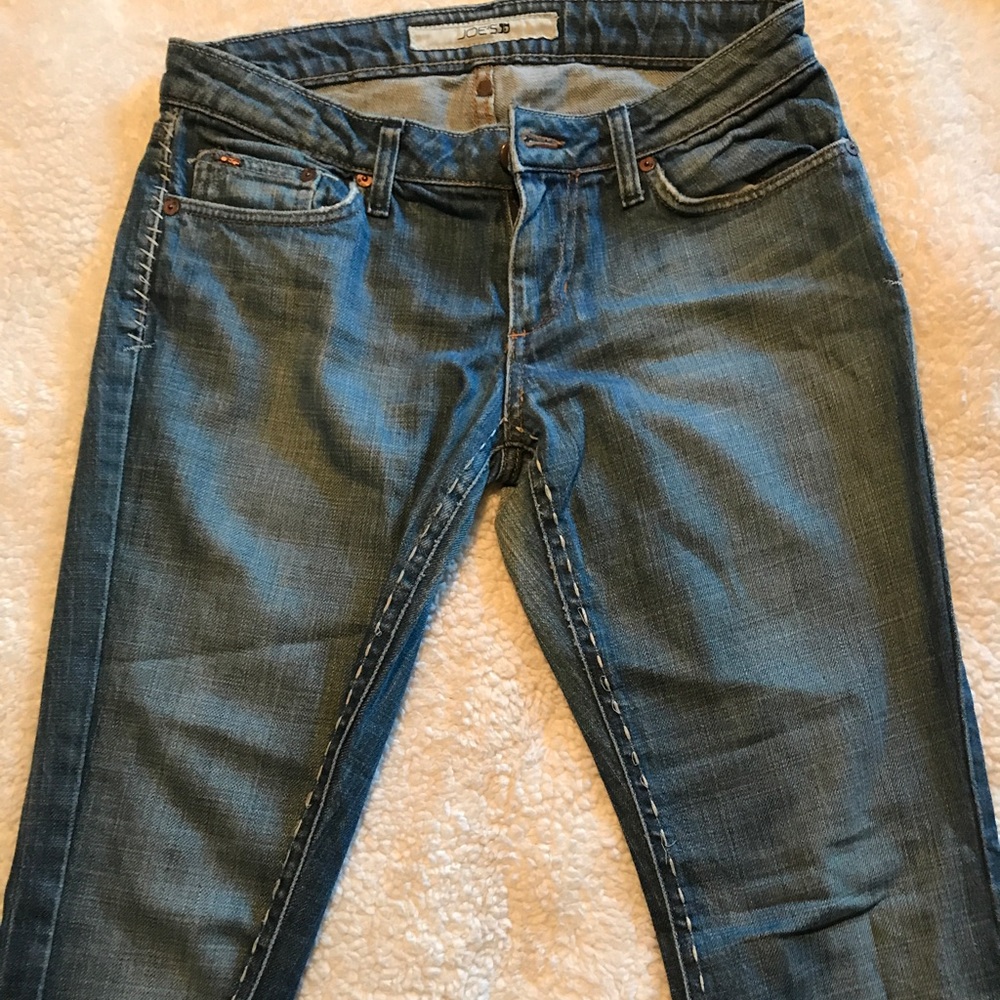 Joes Wide Leg Beautifully Stitched Western Style Jeans